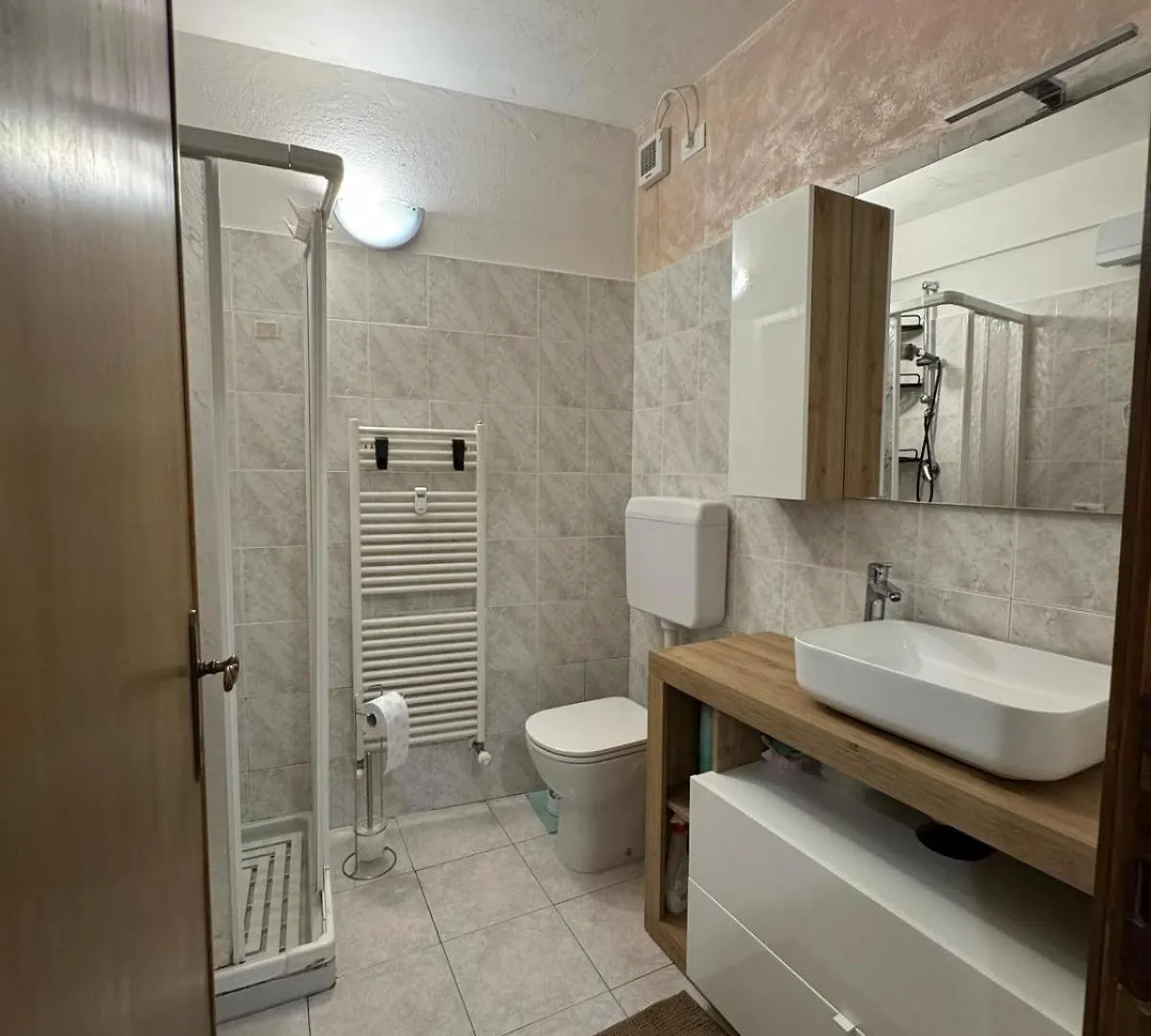 Ermi Apartment Temù 0*,  イタリア